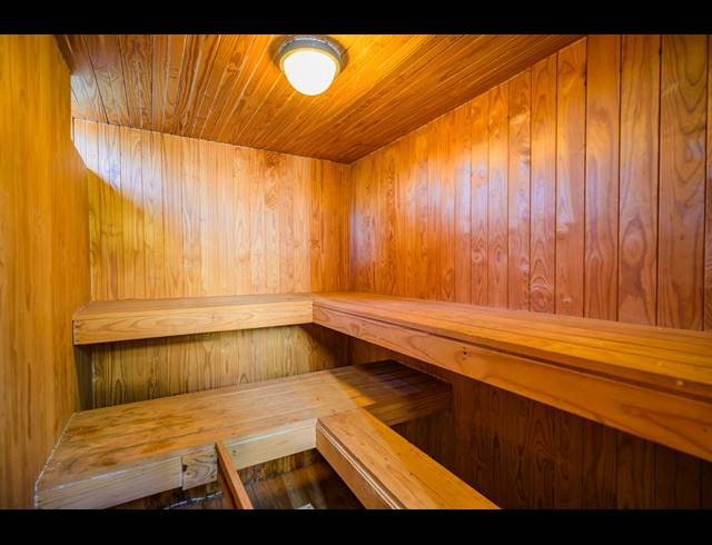 4 BEDROOM HOUSE FOR SALE IN RESERVOIR HILLS